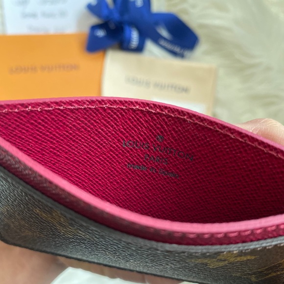 ‼️SOLD‼️AUTHENTIC Monogram card holder- Fuschia 💖 - Picture 3 of 5